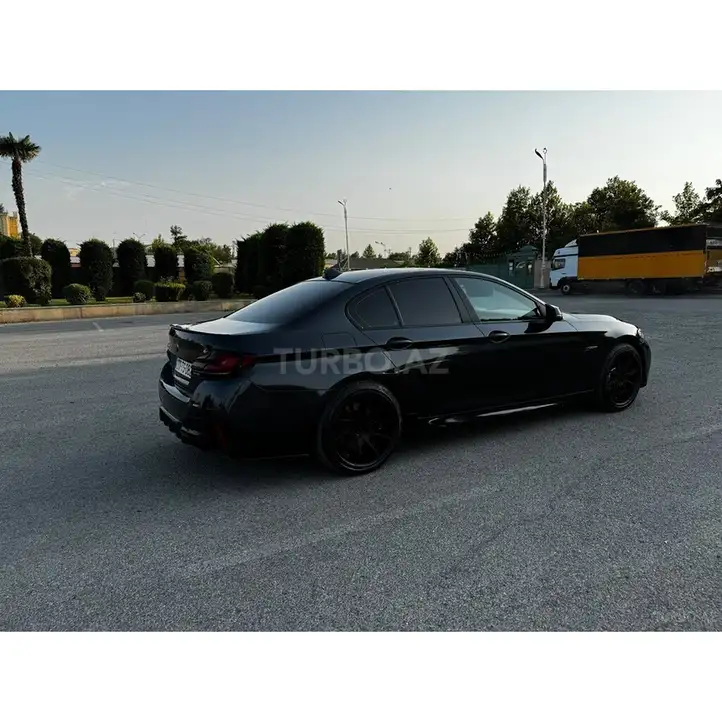 BMW 5 Series Bild 3