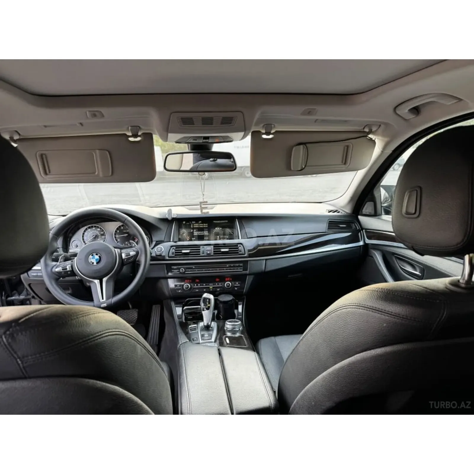 BMW 5 Series Bild 6