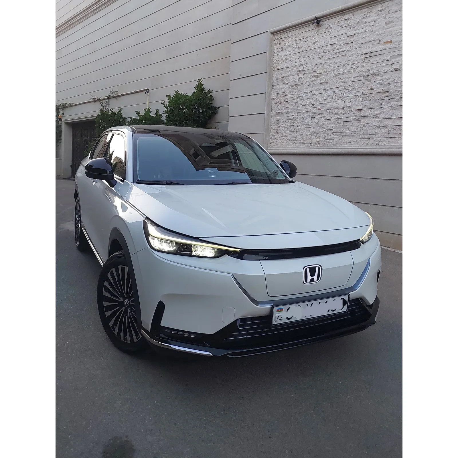 Honda E